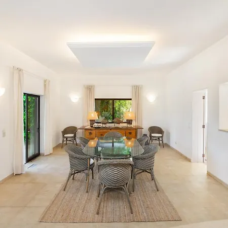 Luxury Private Family With Pool Ac & Parking Villa Portimao
