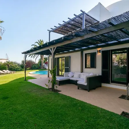 Luxury Private Family With Pool Ac & Parking Βίλα Portimão