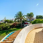 Luxury Private Family With Pool Ac & Parking *