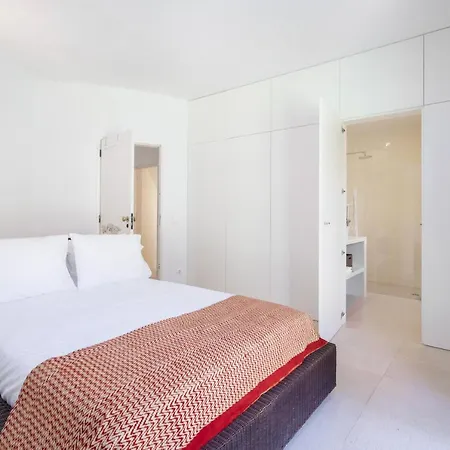 Luxury Private Family With Pool Ac & Parking