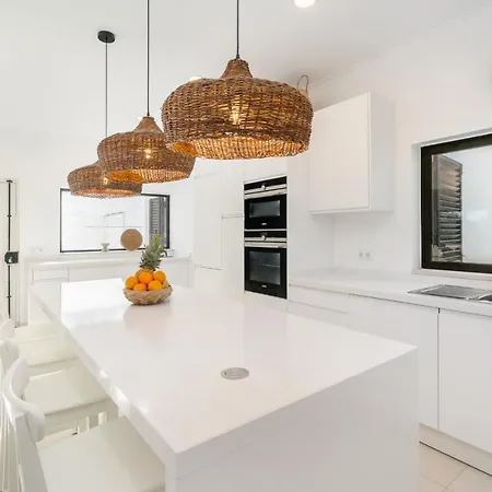 Whome Luxury Private Family W/ S-pool Ac & Parking