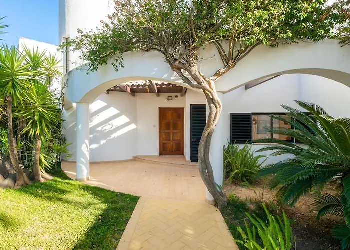 Luxury Private Family With Pool Ac & Parking Portimão