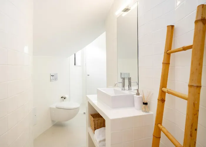 Luxury Private Family With Pool Ac & Parking