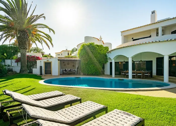 Villa Luxury Private Family With Pool Ac & Parking