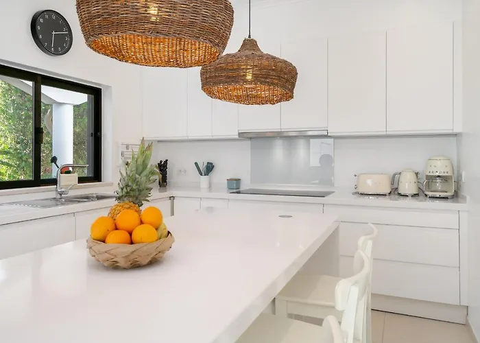 Luxury Private Family With Pool Ac & Parking