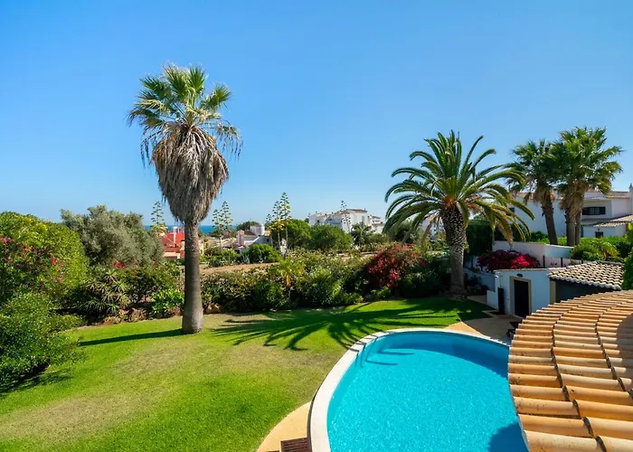 Villa Luxury Private Family With Pool Ac & Parking *